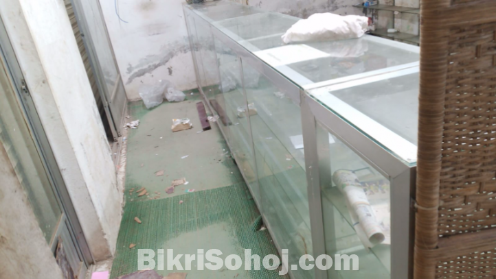 অ্যালুমিনিয়াম গ্লাসের ডিসপ্লে শোকেস